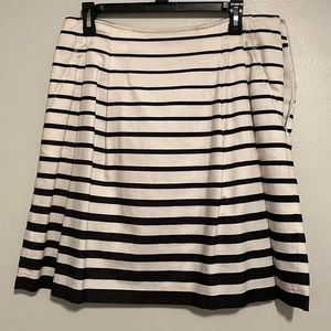 White House Black Market Skirt